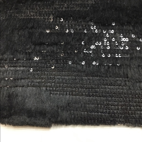 Darling Black Wristlet by Stephanie Johnson - Picture 3 of 6